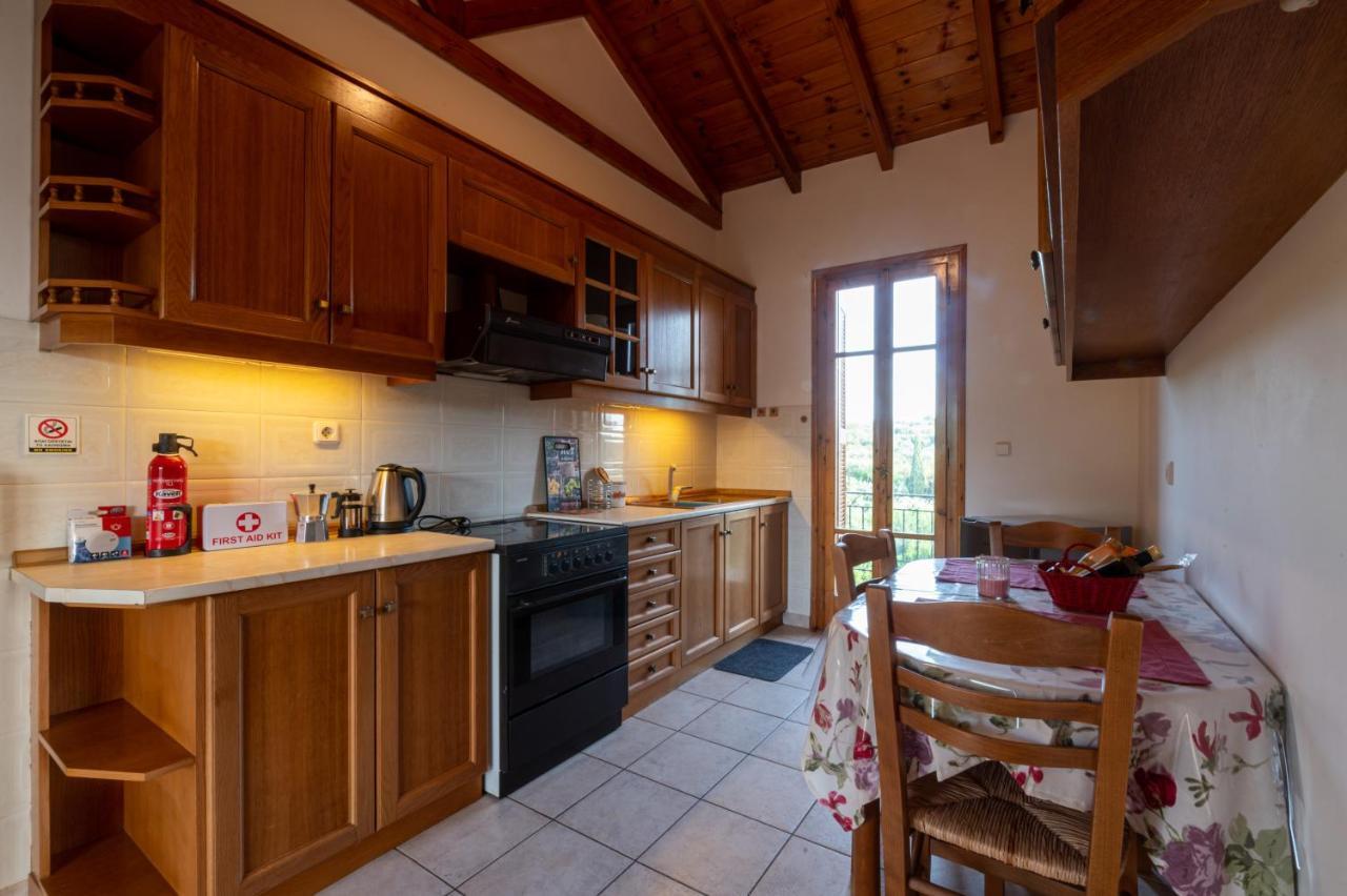 Villa Alex Stone House à Kardamyli Extérieur photo