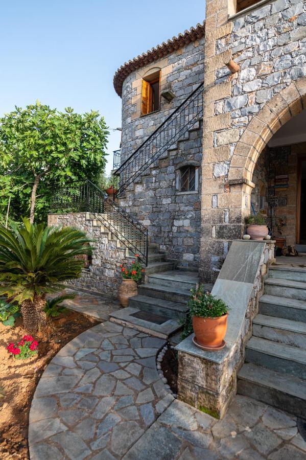 Villa Alex Stone House à Kardamyli Extérieur photo